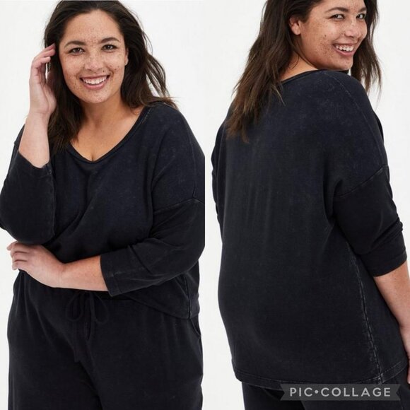 Torrid Tops - Torrid Size 3 Black Dream Fleece Long Sleeve Scoop Sleep Tee